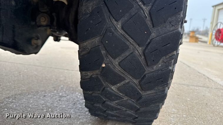 image for item EA2097 2013 Ford F350 Super Duty XL SuperCab utility bed pickup truck