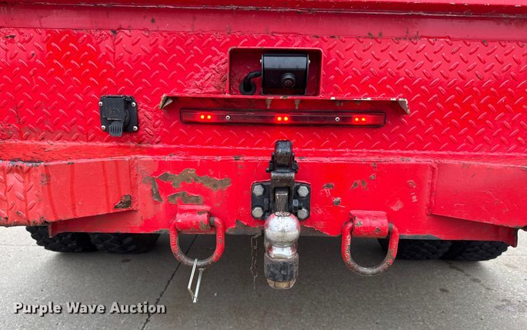 image for item EA2098 2018 Ford F350 Super Duty XL SuperCab utility bed pickup truck