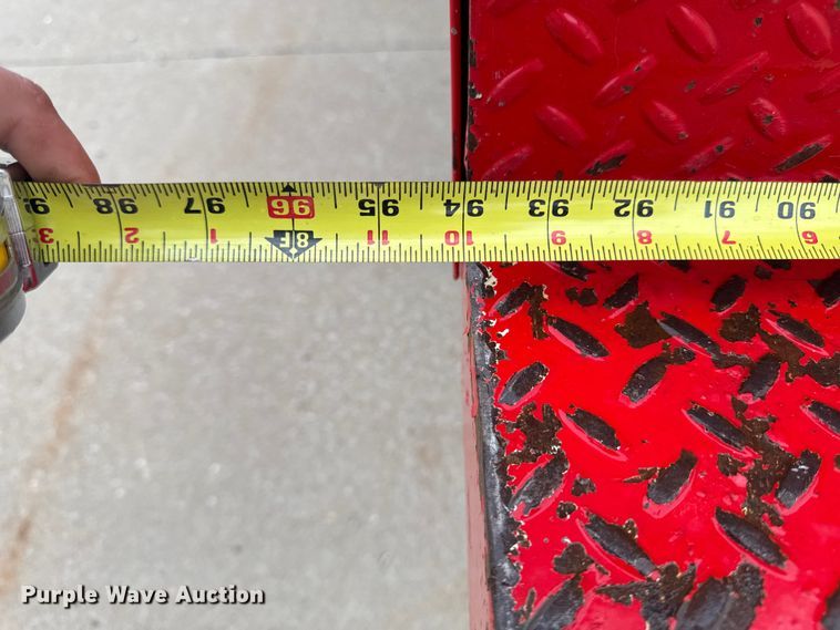 image for item EA2098 2018 Ford F350 Super Duty XL SuperCab utility bed pickup truck