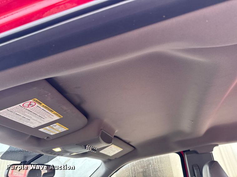 image for item EA2098 2018 Ford F350 Super Duty XL SuperCab utility bed pickup truck