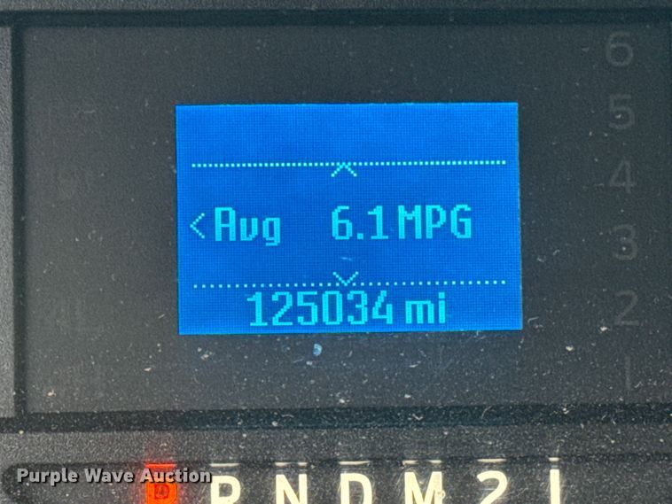 image for item EA2098 2018 Ford F350 Super Duty XL SuperCab utility bed pickup truck