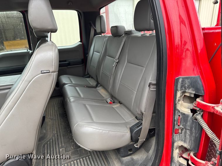 image for item EA2098 2018 Ford F350 Super Duty XL SuperCab utility bed pickup truck