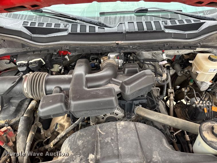 image for item EA2098 2018 Ford F350 Super Duty XL SuperCab utility bed pickup truck