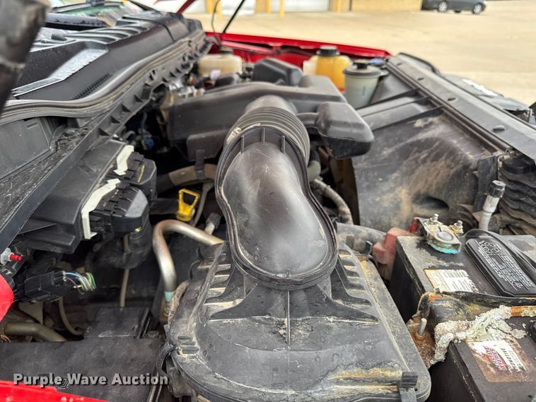 image for item EA2098 2018 Ford F350 Super Duty XL SuperCab utility bed pickup truck