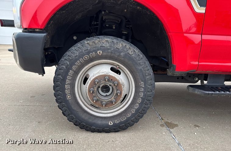 image for item EA2098 2018 Ford F350 Super Duty XL SuperCab utility bed pickup truck