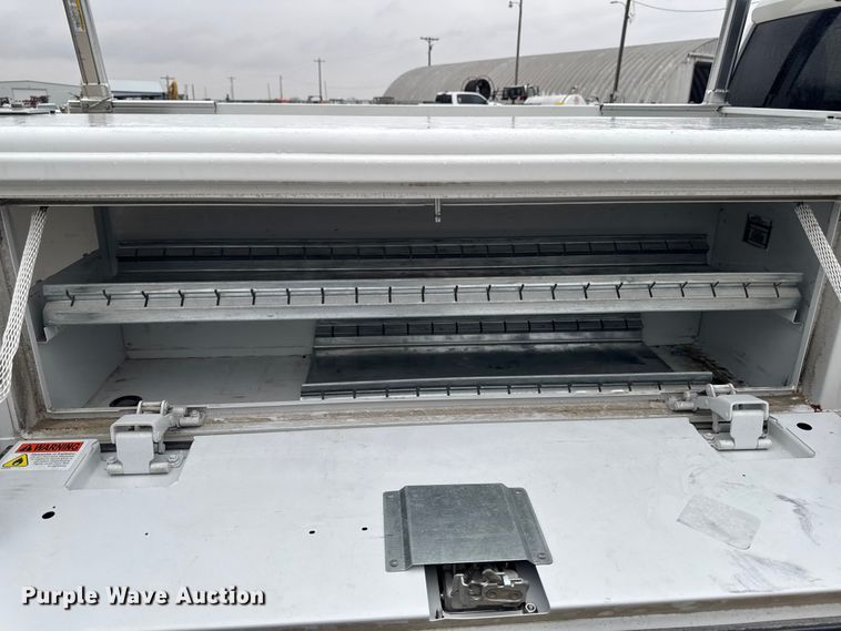 image for item EA2124 2021 Chevrolet Silverado 2500 HD Double Cab utility bed pickup truck