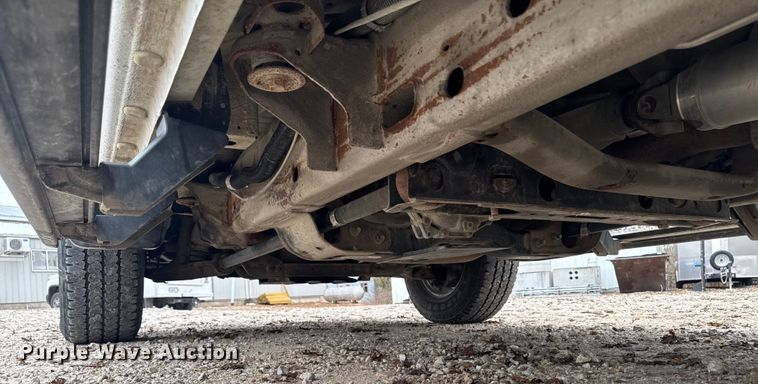 image for item EA2124 2021 Chevrolet Silverado 2500 HD Double Cab utility bed pickup truck