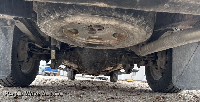 image for item EA2124 2021 Chevrolet Silverado 2500 HD Double Cab utility bed pickup truck