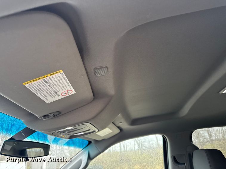 image for item EA2124 2021 Chevrolet Silverado 2500 HD Double Cab utility bed pickup truck