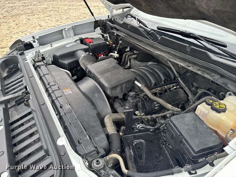 image for item EA2124 2021 Chevrolet Silverado 2500 HD Double Cab utility bed pickup truck