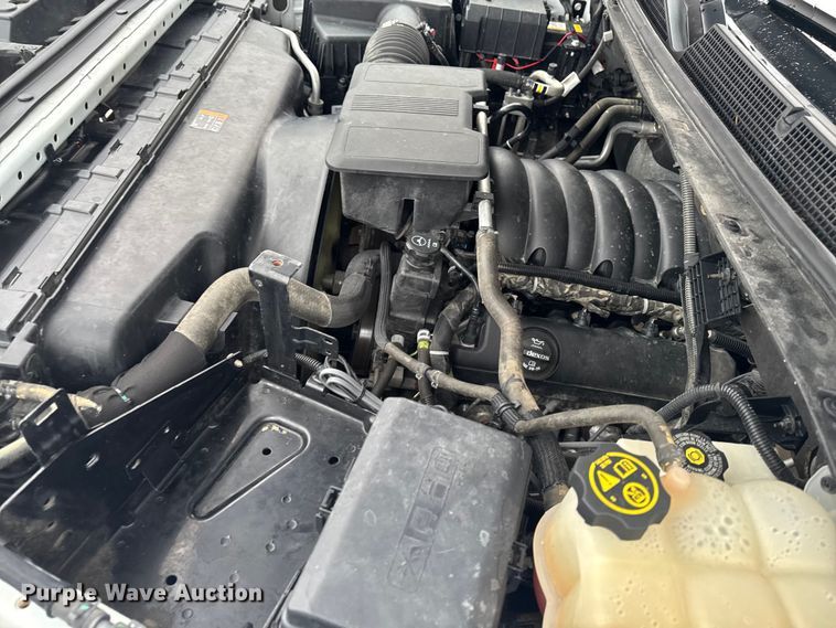 image for item EA2124 2021 Chevrolet Silverado 2500 HD Double Cab utility bed pickup truck