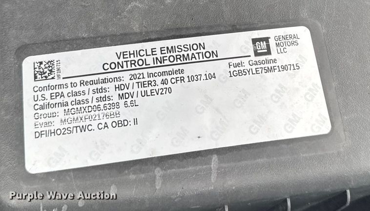 image for item EA2124 2021 Chevrolet Silverado 2500 HD Double Cab utility bed pickup truck