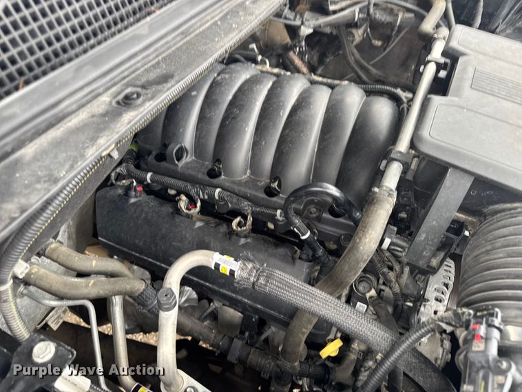 image for item EA2124 2021 Chevrolet Silverado 2500 HD Double Cab utility bed pickup truck