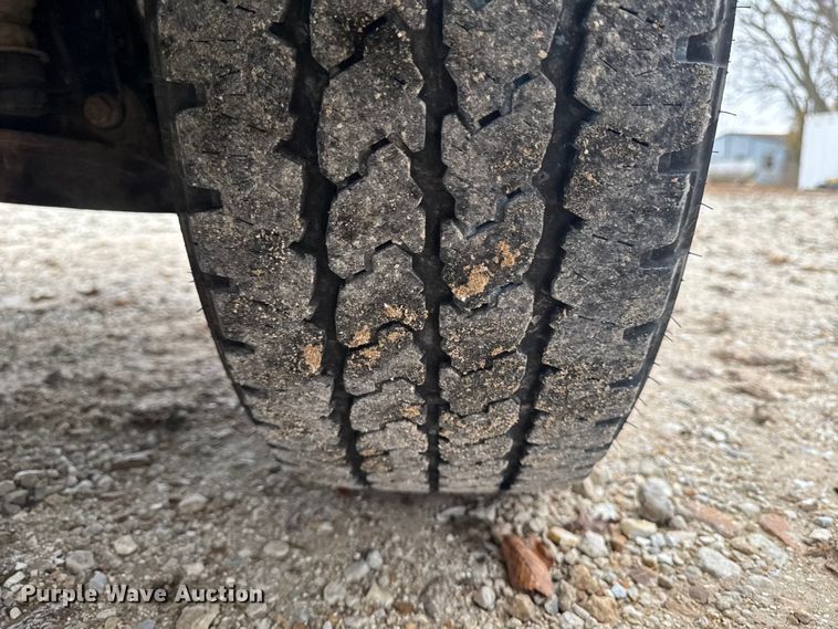 image for item EA2124 2021 Chevrolet Silverado 2500 HD Double Cab utility bed pickup truck