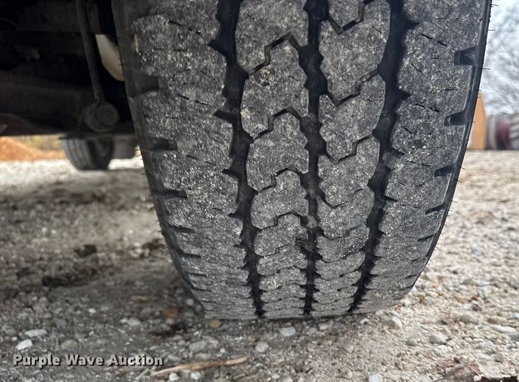 image for item EA2124 2021 Chevrolet Silverado 2500 HD Double Cab utility bed pickup truck