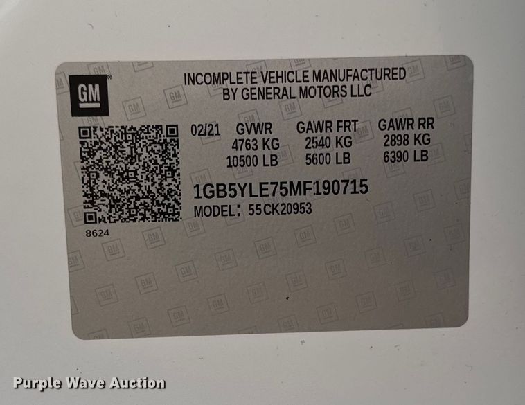 image for item EA2124 2021 Chevrolet Silverado 2500 HD Double Cab utility bed pickup truck