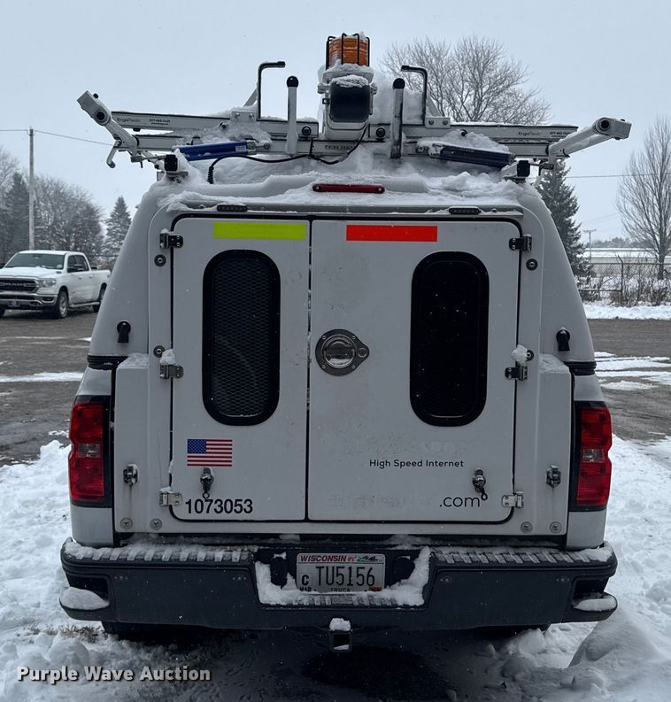 image for item EA2127 2017 Chevrolet Silverado 1500 pickup truck