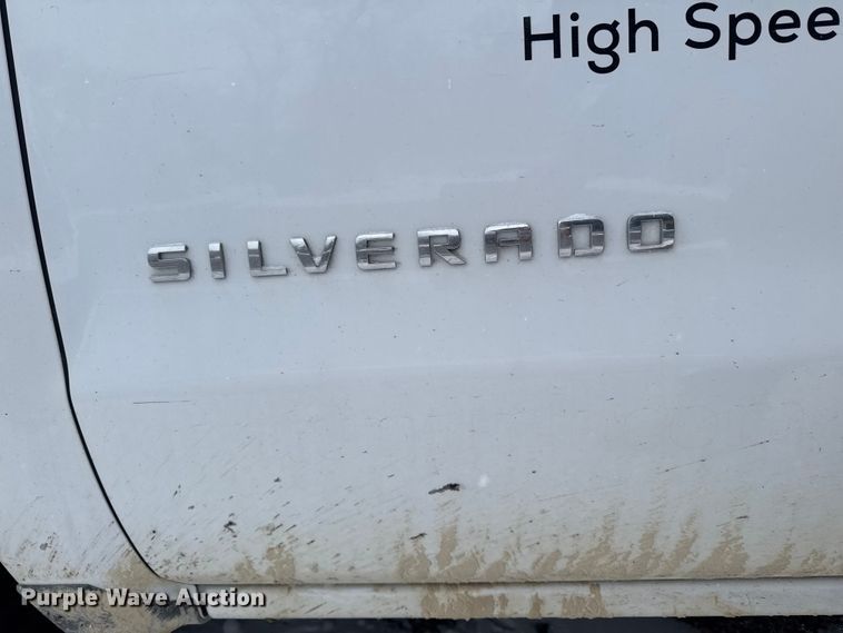 image for item EA2127 2017 Chevrolet Silverado 1500 pickup truck