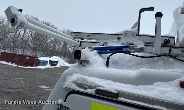 image for item EA2127 2017 Chevrolet Silverado 1500 pickup truck