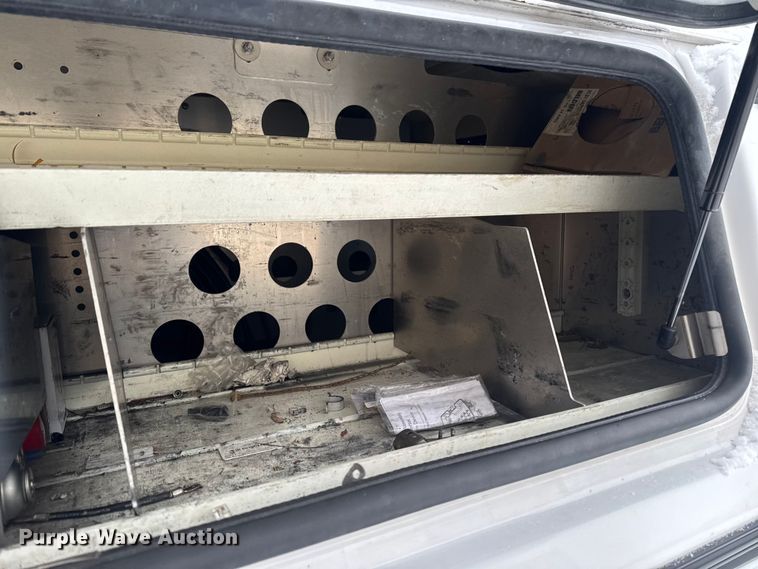 image for item EA2127 2017 Chevrolet Silverado 1500 pickup truck