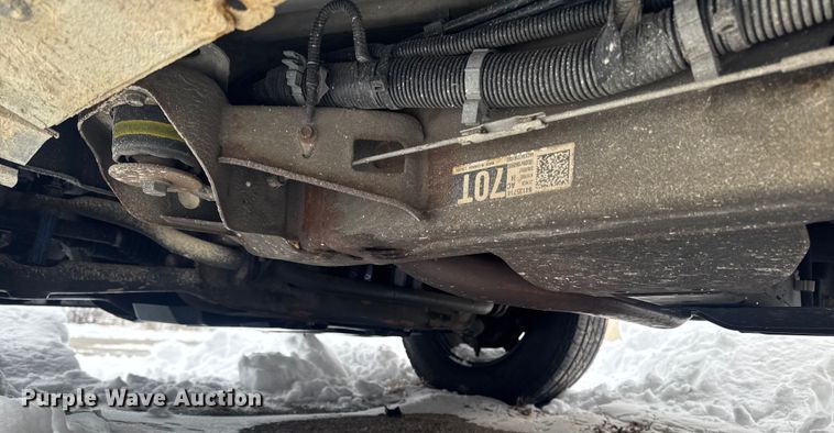 image for item EA2127 2017 Chevrolet Silverado 1500 pickup truck