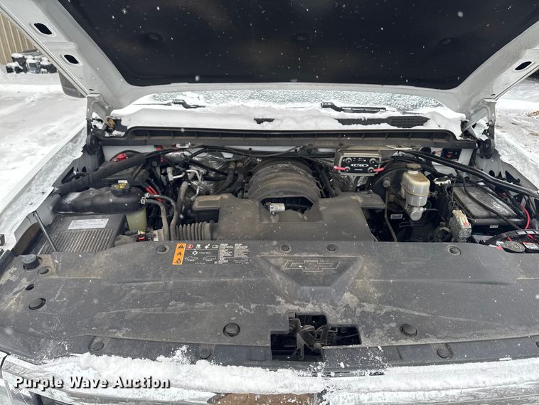 image for item EA2127 2017 Chevrolet Silverado 1500 pickup truck