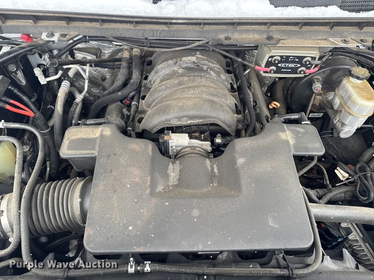 image for item EA2127 2017 Chevrolet Silverado 1500 pickup truck