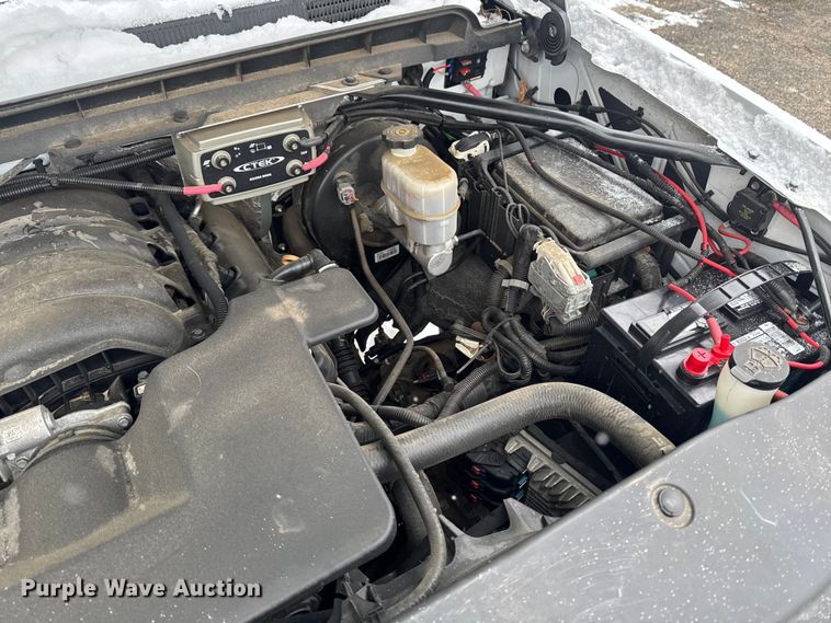 image for item EA2127 2017 Chevrolet Silverado 1500 pickup truck