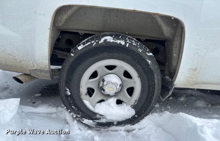 image for item EA2127 2017 Chevrolet Silverado 1500 pickup truck