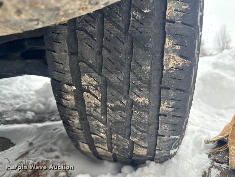 image for item EA2127 2017 Chevrolet Silverado 1500 pickup truck