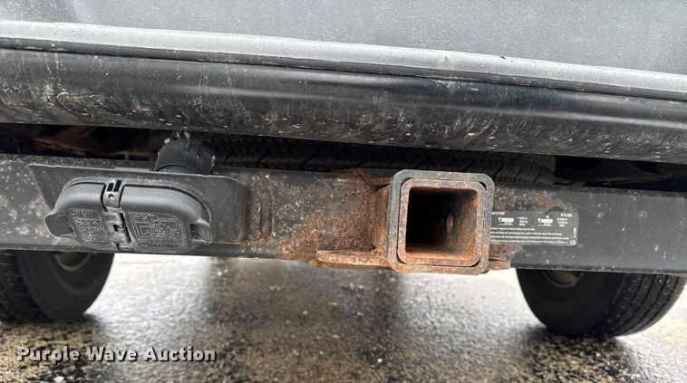 image for item EA2130 2017 Chevrolet Express 2500 van