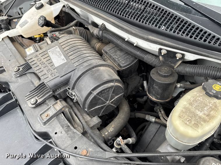 image for item EA2130 2017 Chevrolet Express 2500 van