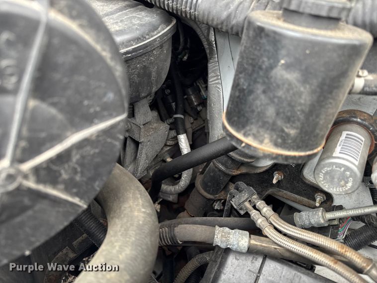 image for item EA2130 2017 Chevrolet Express 2500 van