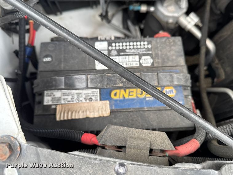 image for item EA2130 2017 Chevrolet Express 2500 van