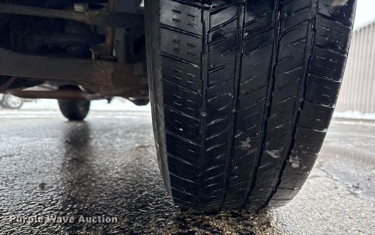 image for item EA2130 2017 Chevrolet Express 2500 van