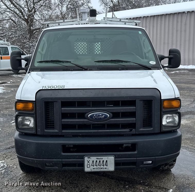 image for item EA2131 2013 Ford E150 van