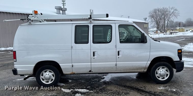 image for item EA2131 2013 Ford E150 van