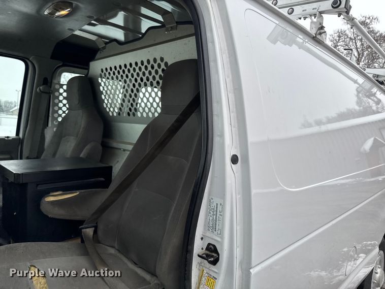 image for item EA2131 2013 Ford E150 van