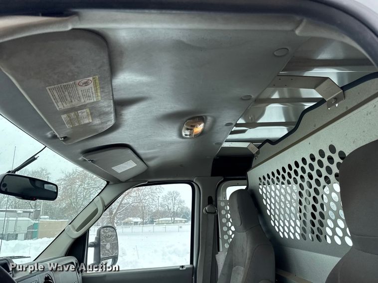 image for item EA2131 2013 Ford E150 van