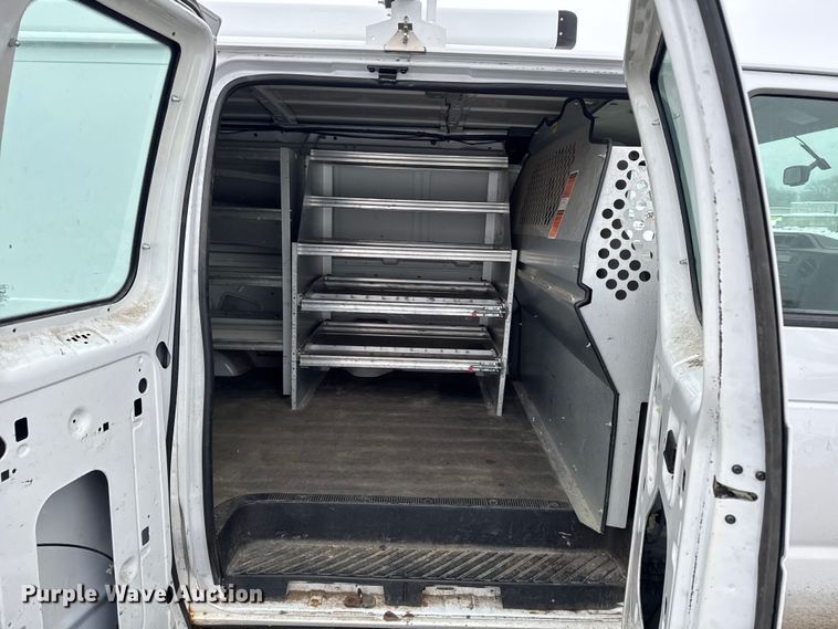 image for item EA2131 2013 Ford E150 van