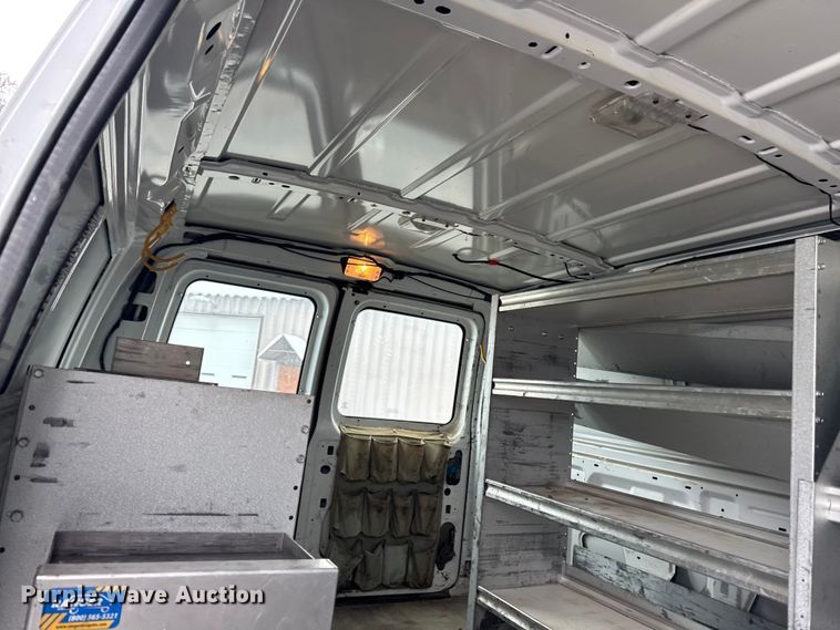 image for item EA2131 2013 Ford E150 van