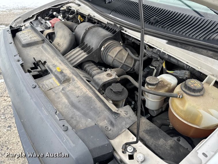 image for item EA2131 2013 Ford E150 van