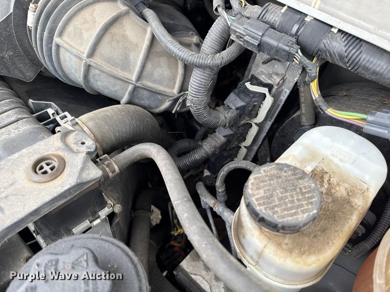 image for item EA2131 2013 Ford E150 van