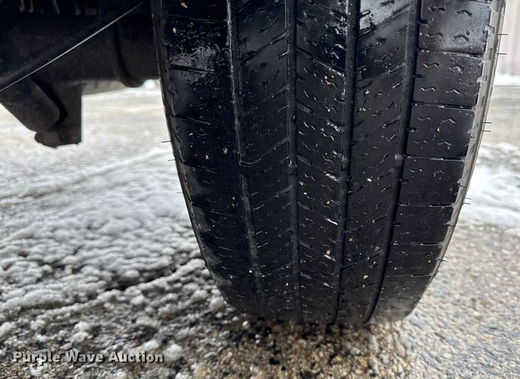 image for item EA2131 2013 Ford E150 van