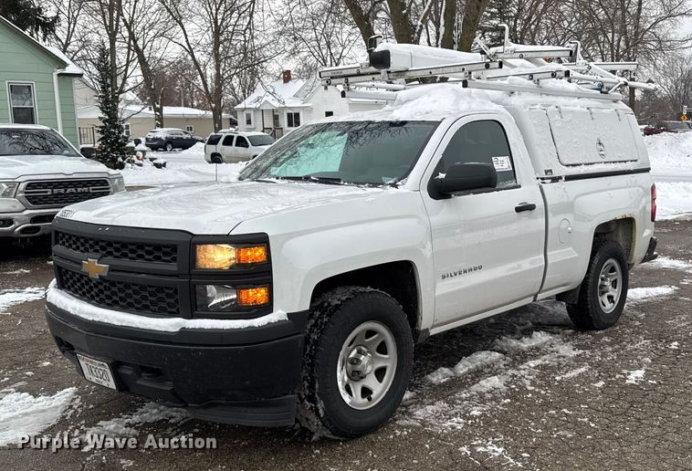 image for item EA2132 2015 Chevrolet Silverado 1500 pickup truck