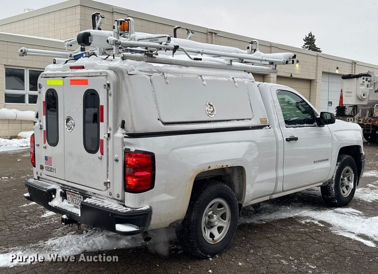 image for item EA2132 2015 Chevrolet Silverado 1500 pickup truck