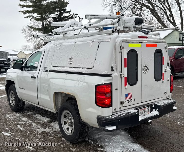 image for item EA2132 2015 Chevrolet Silverado 1500 pickup truck