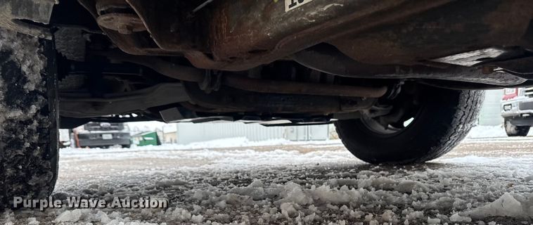 image for item EA2132 2015 Chevrolet Silverado 1500 pickup truck