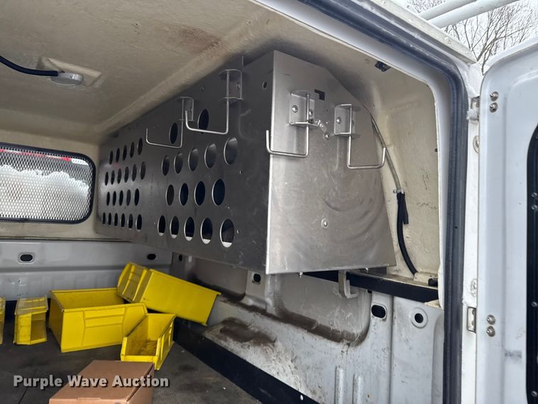 image for item EA2132 2015 Chevrolet Silverado 1500 pickup truck