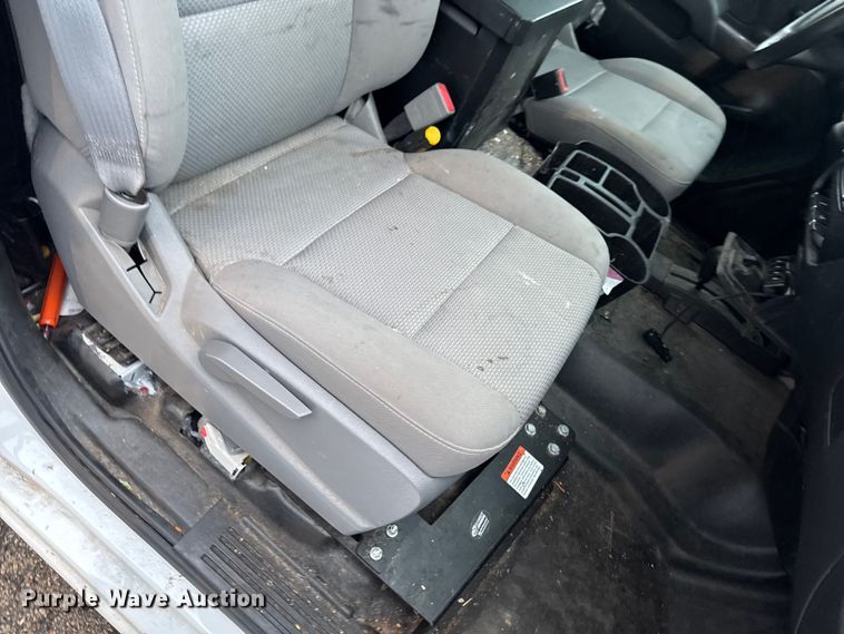 image for item EA2132 2015 Chevrolet Silverado 1500 pickup truck